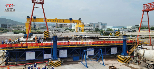 Hangzhou-Quzhou Railway China Railway Fifth Bureau Jiande girder yard 40 meters box girder