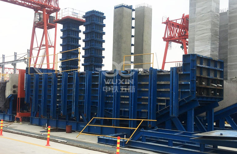 Pier formwork and cover beam formwork