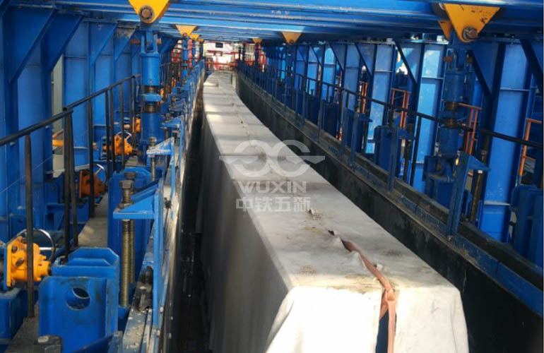 Railroad girder formwork